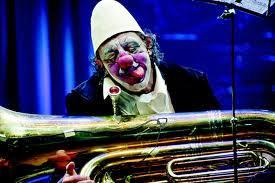 Tortell Poltrona actuarà avui capvespre a Sineu, convidat pel Centre de Circ de Sineu.