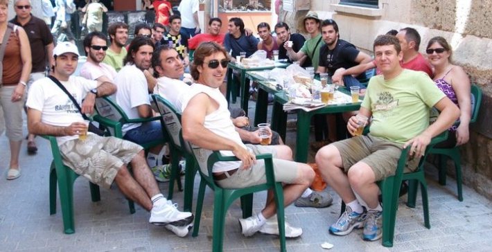 Els sineuers son tan habituals que acaben anant sempre als mateixos bars i restaurants.