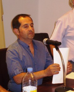 El batle sineuer s’haurà de posicionar davant tots els altres.