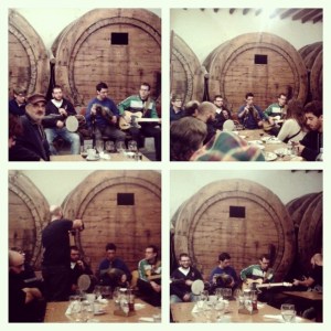 Alguns moments de l'enregistrament a Can Font (foto: Facebook).