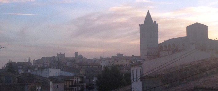 Vista del poble des del pis superior de l'estació. 