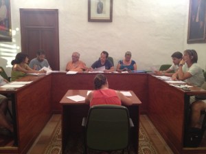 Aquest dilluns 13 hi ha ple a l'Ajuntament. 