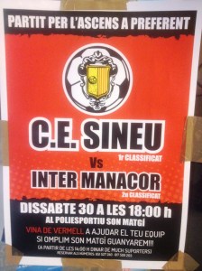 El club ha repartit publicitat per tot el poble per aconseguir una assistència massiva de públic. 