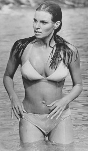 No et preocupis, que no totes tenim el cos de la Raquel Welch dels anys 60. 