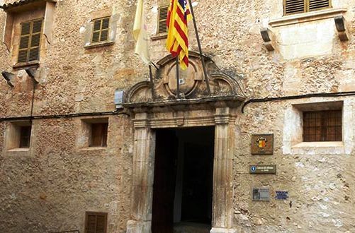 L'Ajuntament de Sineu ha començat a fer ús d'un nou programa de gestió administrativa, que hauria d'agilitzar els tràmits. 