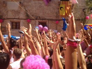 Una jornada del Consell de Mallorca vol obrir debat sobre la Diada de Mallorca entre els organitzadors de les 'neofestes'. En la foto, Mucada del 2015. 