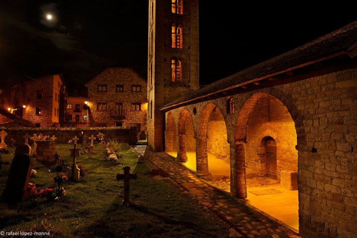 A Vall de Boi (Lleida) es celebra una Nit de les Llums, que també treballa la llum i el patrimoni.