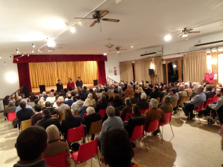 Militants dels municipis del Pla de Mallorca ompliren ahir vespre el Teleclub de Sineu. 