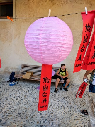 Fanalet xinès com els que enguany rebran lo Much de Reig i la Muca.