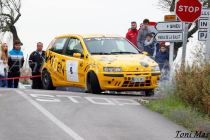 Foto del cotxe dels sineuers durant la competició [Toni Mas]